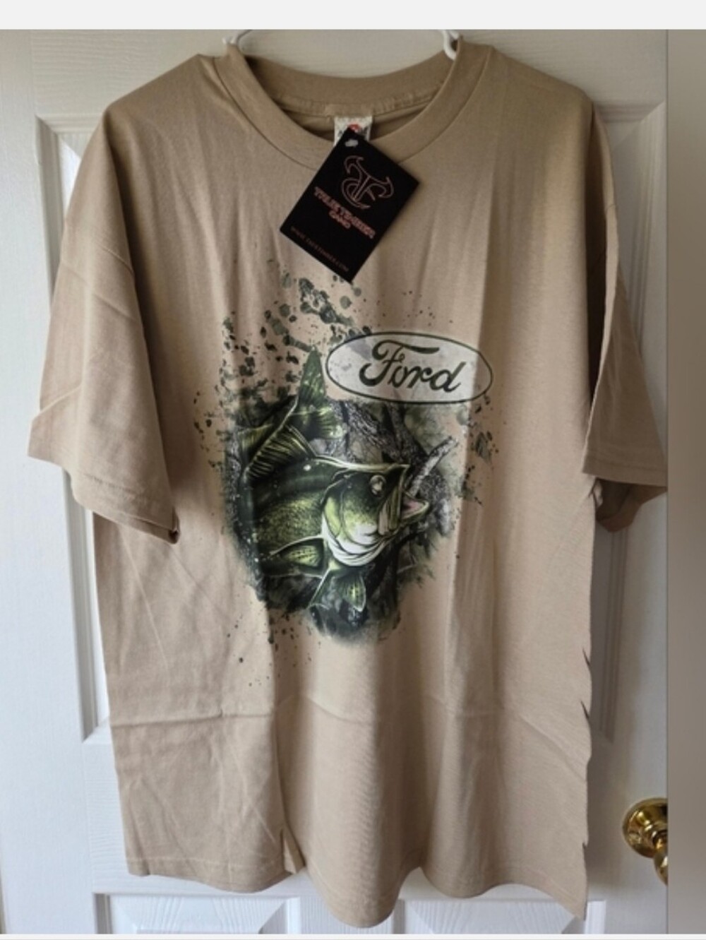 Ford Men's Tshirt M, L, XL, 2XL, 3XL Camo Fishing Short Sleeves Graphic Cars